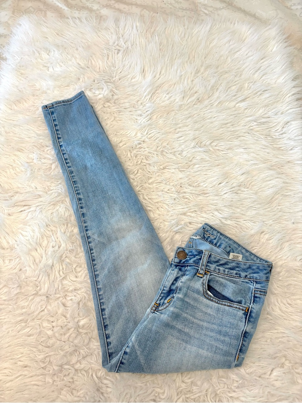 AE | Light Wash Women’s Skinny Jeans - Classic Blue
